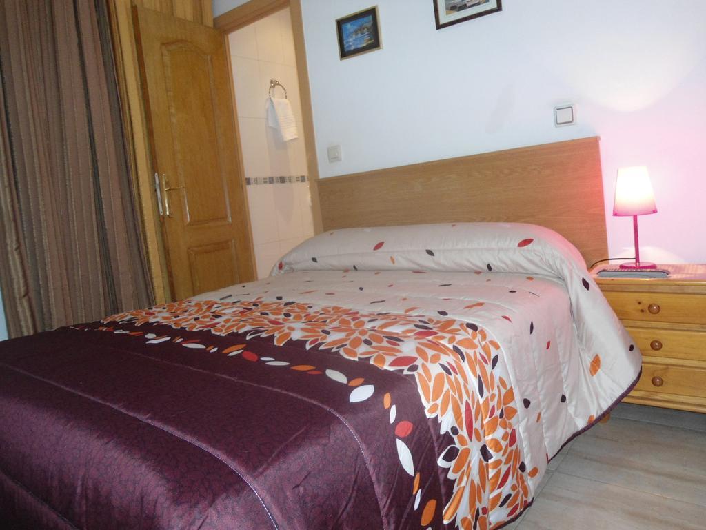 Hostal Florida Мадрид Экстерьер фото