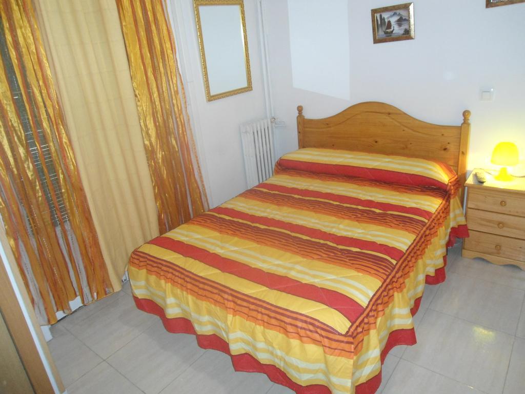 Hostal Florida Мадрид Экстерьер фото