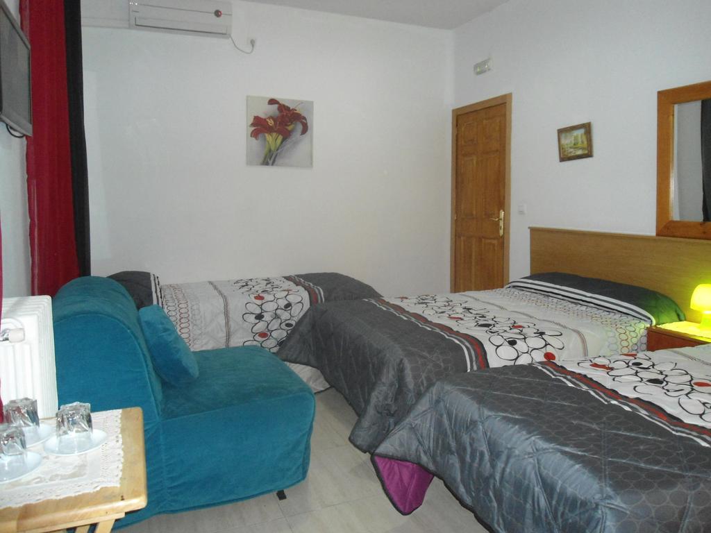 Hostal Florida Мадрид Экстерьер фото