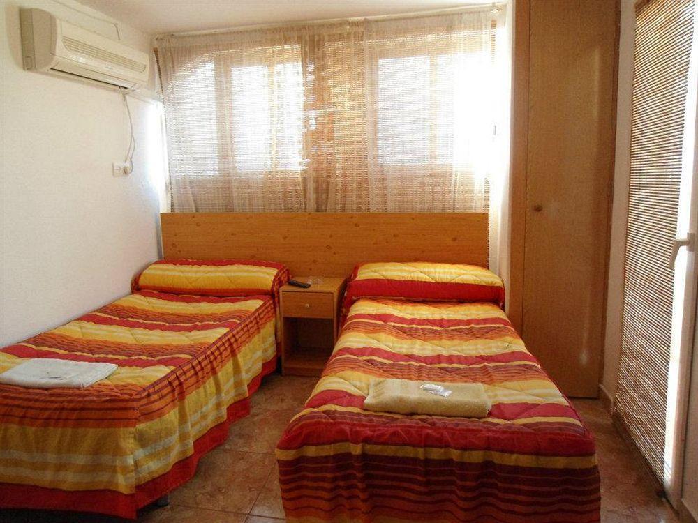 Hostal Florida Мадрид Экстерьер фото
