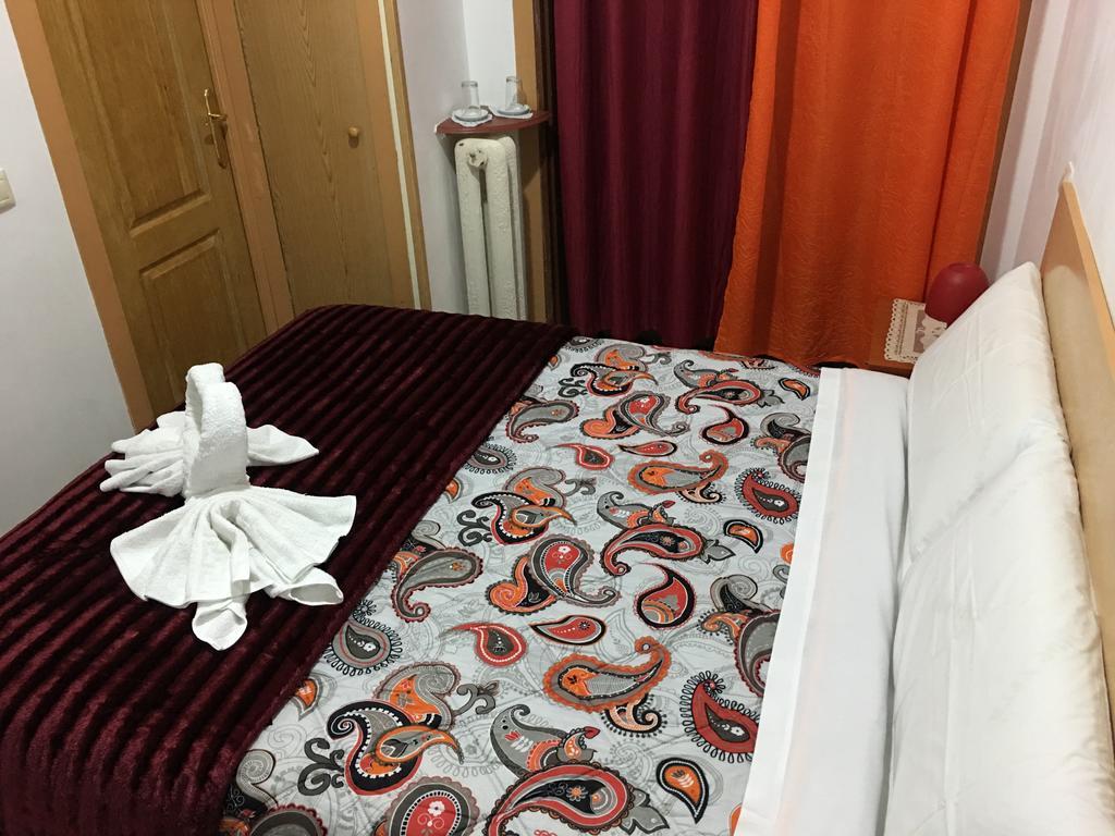 Hostal Florida Мадрид Экстерьер фото
